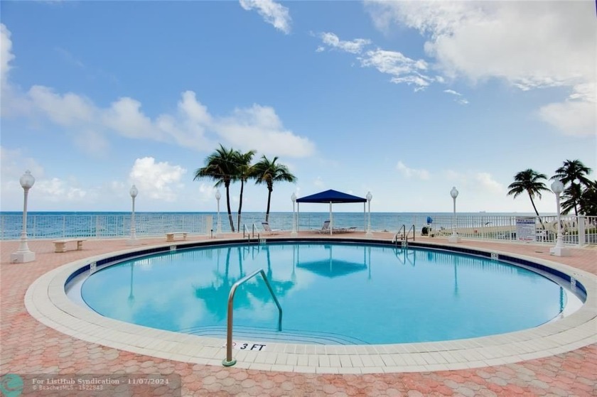 THE ONLY SE 2BR,2BA CORNER UNIT CURRENTLY AVAILABLE IN THE - Beach Condo for sale in Fort Lauderdale, Florida on Beachhouse.com