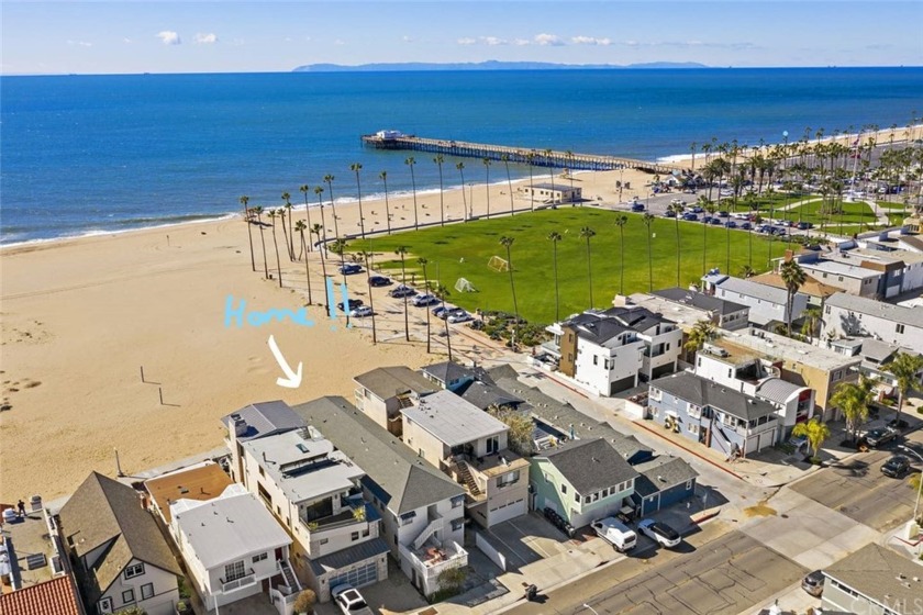 10 Profitable rental units! This is a rare investment - Beach Home for sale in Newport Beach, California on Beachhouse.com