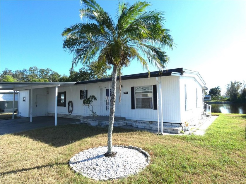 Excellent opportunity in a 55 plus community! This 2 bedroom, 2 - Beach Home for sale in New Port Richey, Florida on Beachhouse.com