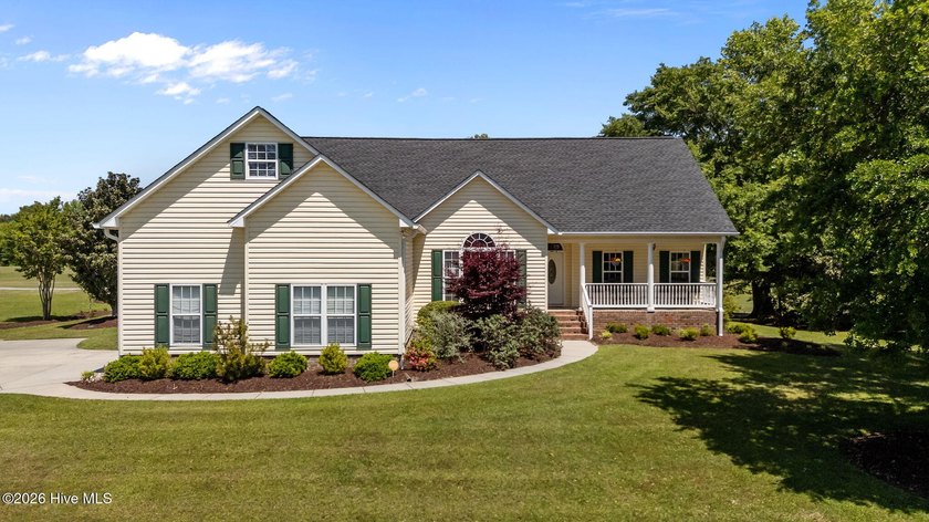 Enjoy peaceful golf course living in this beautifully updated - Beach Home for sale in New Bern, North Carolina on Beachhouse.com
