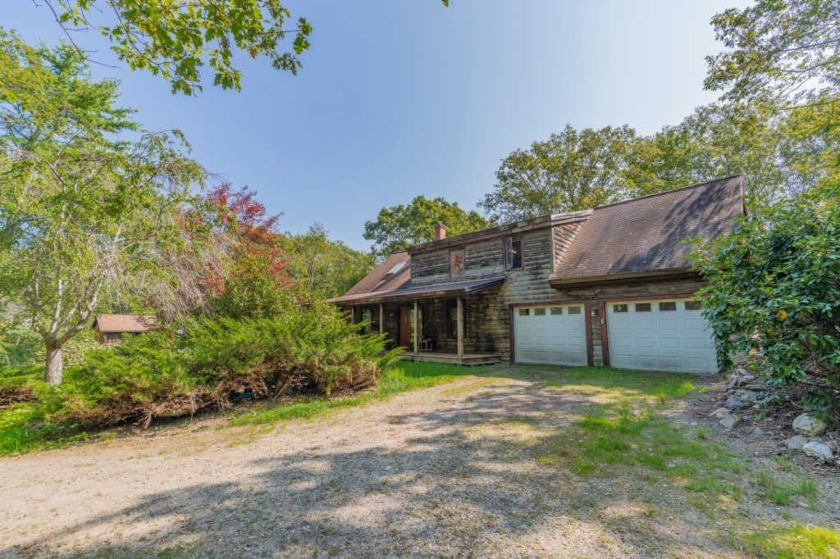 Your private getaway awaits! Nestled on a large 9.20A+- acre lot - Beach Home for sale in Phippsburg, Maine on Beachhouse.com