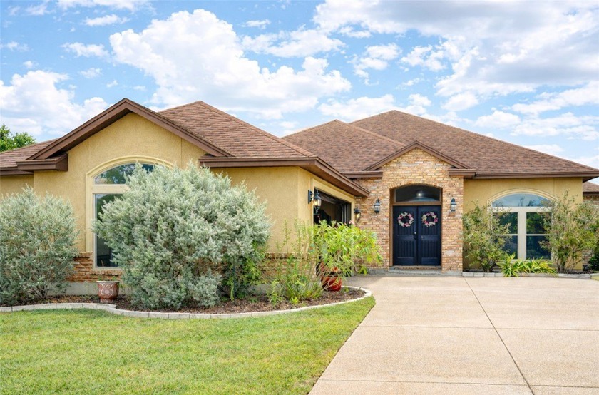 Welcome to luxury living in the highly sought-after Tuscan Place - Beach Home for sale in Corpus Christi, Texas on Beachhouse.com