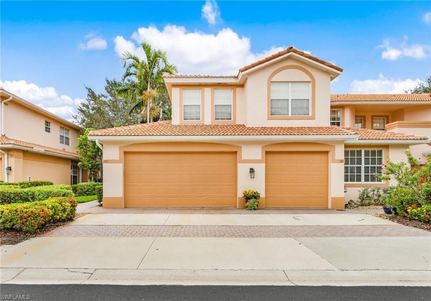 Just 3 miles to the beach, 2 plus den, 2 full baths and a 2 car - Beach Condo for sale in Bonita Springs, Florida on Beachhouse.com