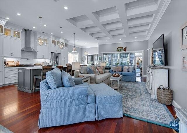 Stunning Turnkey Home in Sovereign Isle - Just 3 Blocks from the - Beach Home for sale in Destin, Florida on Beachhouse.com