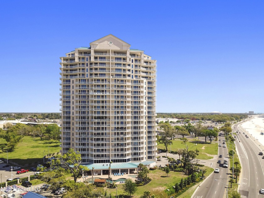 This unit has soaring views of the Mississippi Gulf Coast. Enjoy - Beach Condo for sale in Biloxi, Mississippi on Beachhouse.com