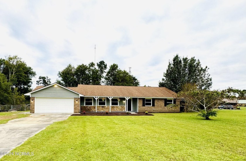 This charming brick 3-bedroom, 2-bathroom home newly renovated - Beach Home for sale in Newport, North Carolina on Beachhouse.com