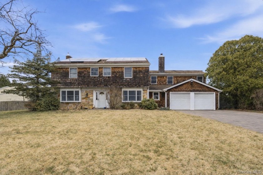 Welcome to this beautiful renovated colonial close to Stony - Beach Home for sale in Stony Brook, New York on Beachhouse.com