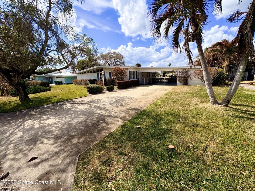 Live the ultimate Cocoa Beach waterfront lifestyle in this - Beach Home for sale in Cocoa Beach, Florida on Beachhouse.com