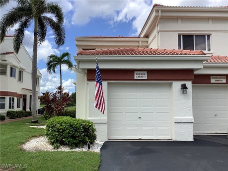 HUGE PRICE REDUCTION!!! Attention all you Avid Golfers! You - Beach Home for sale in Fort Myers, Florida on Beachhouse.com