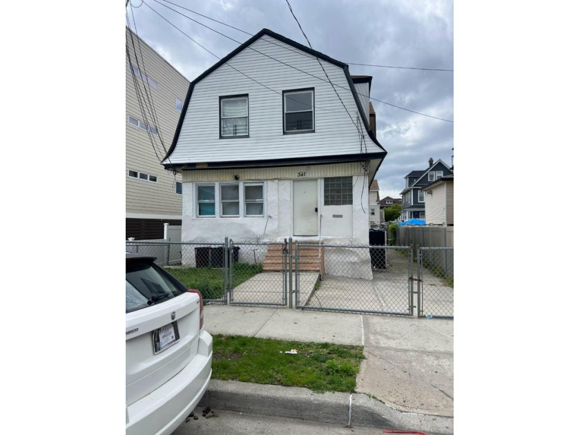 Well-kept 2-family house located near Beach Channel Drive in Far - Beach Townhome/Townhouse for sale in Far Rockaway, New York on Beachhouse.com