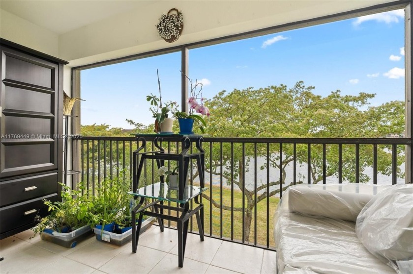 This is a Beauty! Renovated and Waterfront!  2-bedroom, 2-bath - Beach Condo for sale in Pembroke Pines, Florida on Beachhouse.com