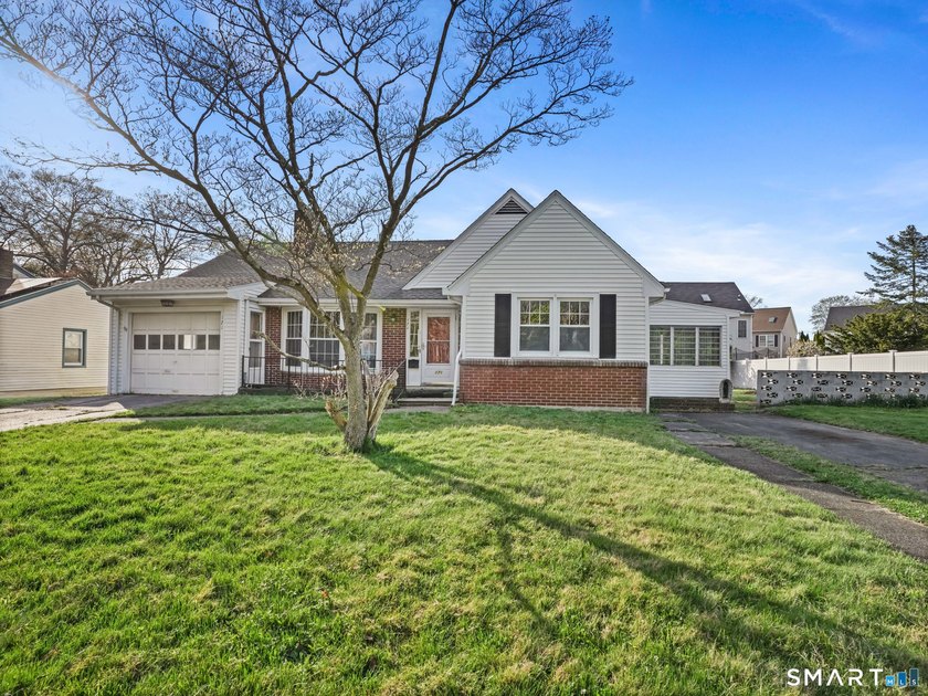 Charming ranch-style home set in a prime coastal pocket of - Beach Home for sale in Milford, Connecticut on Beachhouse.com