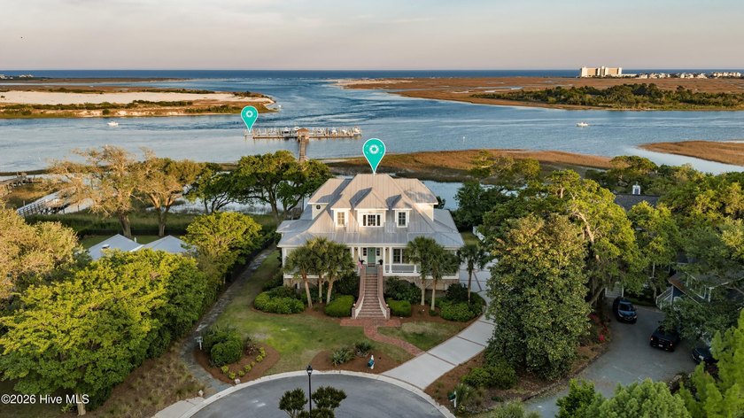 A view like no other! Located on a quiet cul de sac and - Beach Home for sale in Wilmington, North Carolina on Beachhouse.com