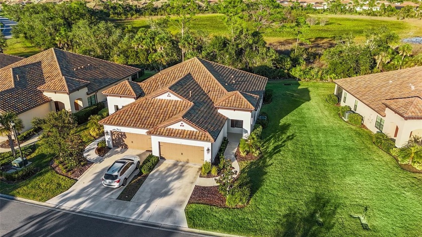 One or more photo(s) has been virtually staged. Welcome to - Beach Home for sale in Nokomis, Florida on Beachhouse.com