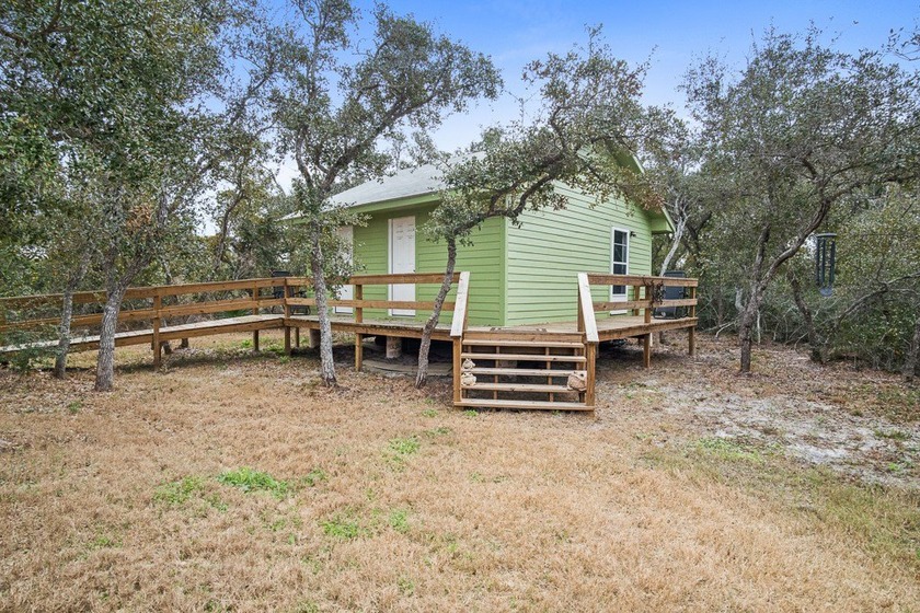 beautiful custom built lo cabin in south texas made for living - Beach Home for sale in Aransas Pass, Texas on Beachhouse.com