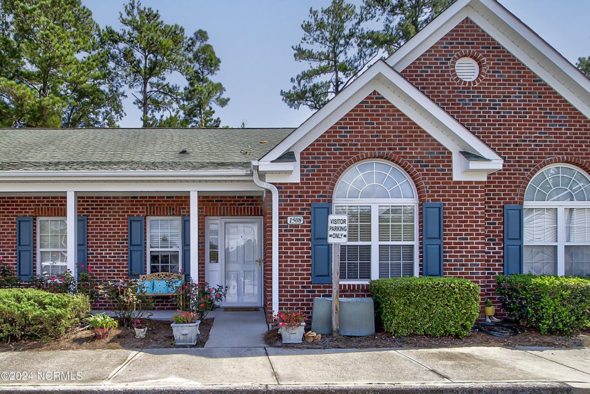 Adorable and well-maintained one level unit in 28412. This one - Beach Condo for sale in Wilmington, North Carolina on Beachhouse.com