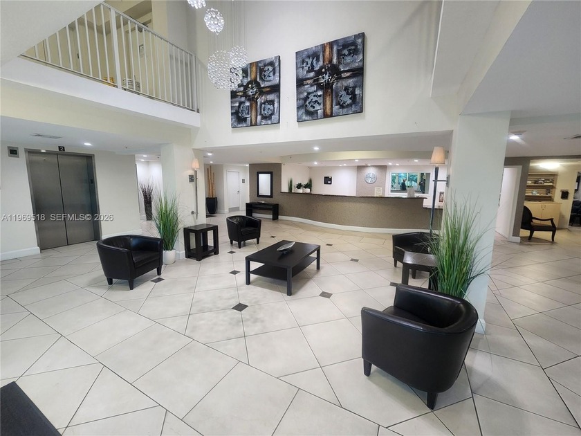 Marina Bay Club in Sunny Isles Beach ,Beautiful ,PH 2/2 - Beach Condo for sale in Aventura, Florida on Beachhouse.com