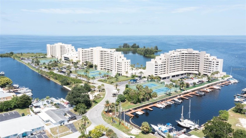 DREAMING OF A WATERFRONT PARADISE WITH EXPANSIVE WATER VIEWS??
 - Beach Condo for sale in Hudson, Florida on Beachhouse.com