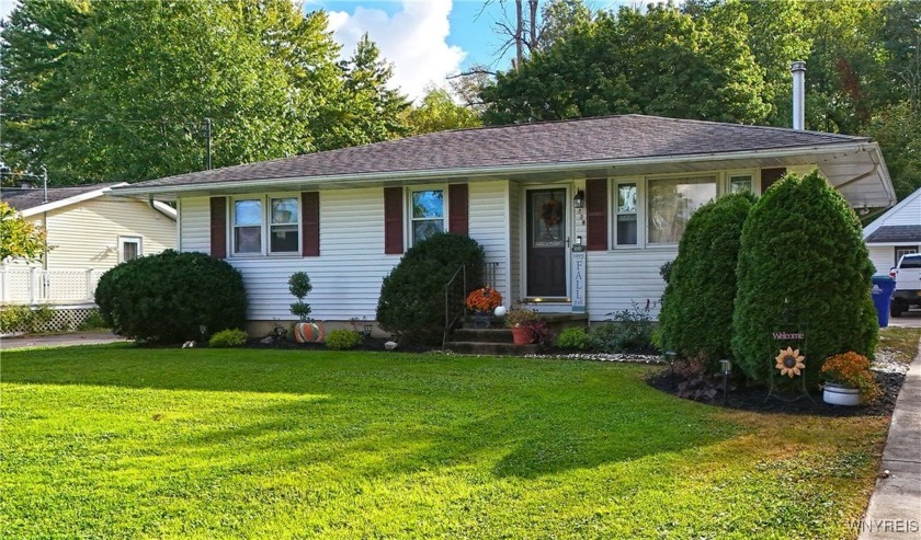 Welcome to your new sanctuary! This delightful 3-bedroom - Beach Home for sale in Hamburg, New York on Beachhouse.com