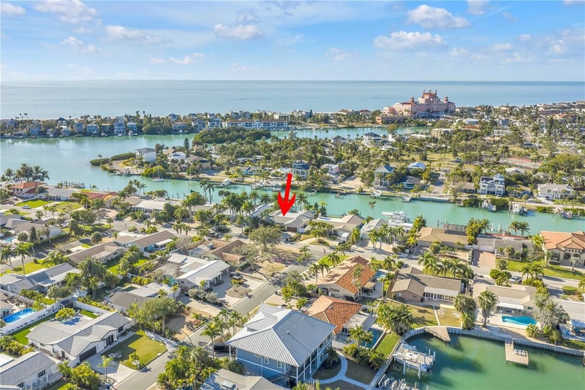 Welcome to Vina Del Mar's premier waterfront community, where - Beach Home for sale in ST Pete Beach, Florida on Beachhouse.com