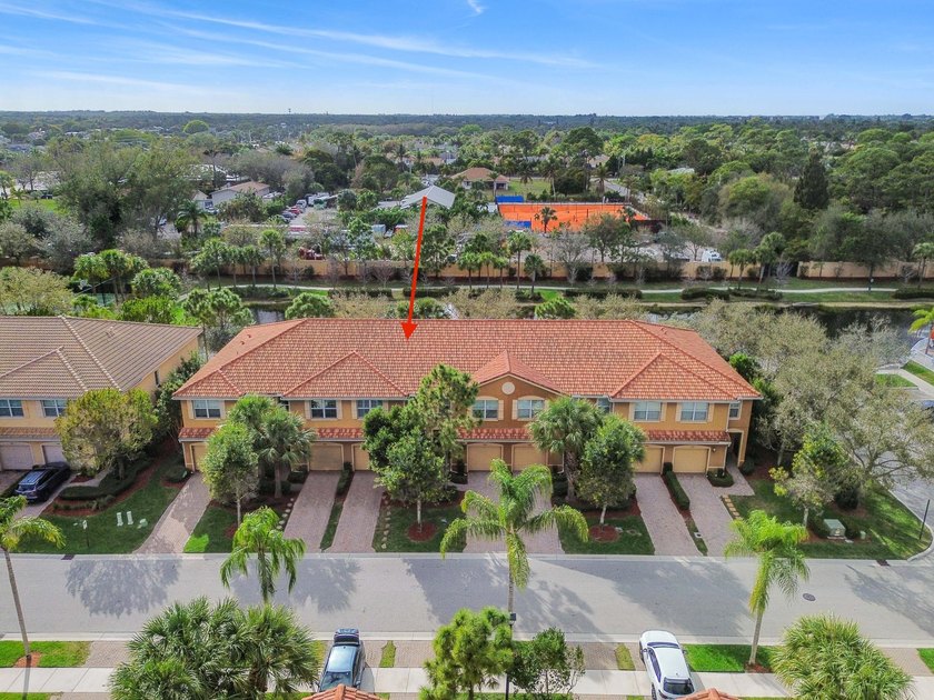 Property has a 2.875% FHA assumable loan with a low payment and - Beach Townhome/Townhouse for sale in Lake Worth, Florida on Beachhouse.com