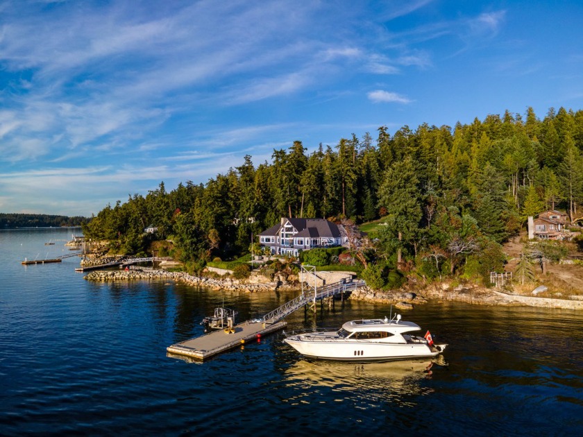 This exquisite custom built home was commissioned in 1996 and is - Beach Home for sale in Central Saanich,  on Beachhouse.com