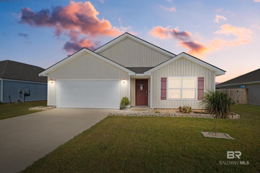 Perfect 4 bedroom/2 bath house built in 2022.  This house is - Beach Home for sale in Lillian, Alabama on Beachhouse.com