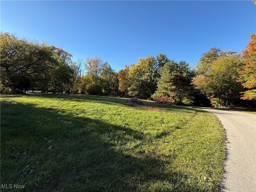 Prime .71 Acre Lot on Hillcrest Court - Conneaut, Ohio Build - Beach Lot for sale in Conneaut, Ohio on Beachhouse.com