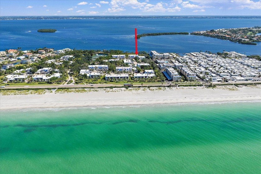 Discover an unmatched island lifestyle in this beautifully - Beach Condo for sale in Longboat Key, Florida on Beachhouse.com