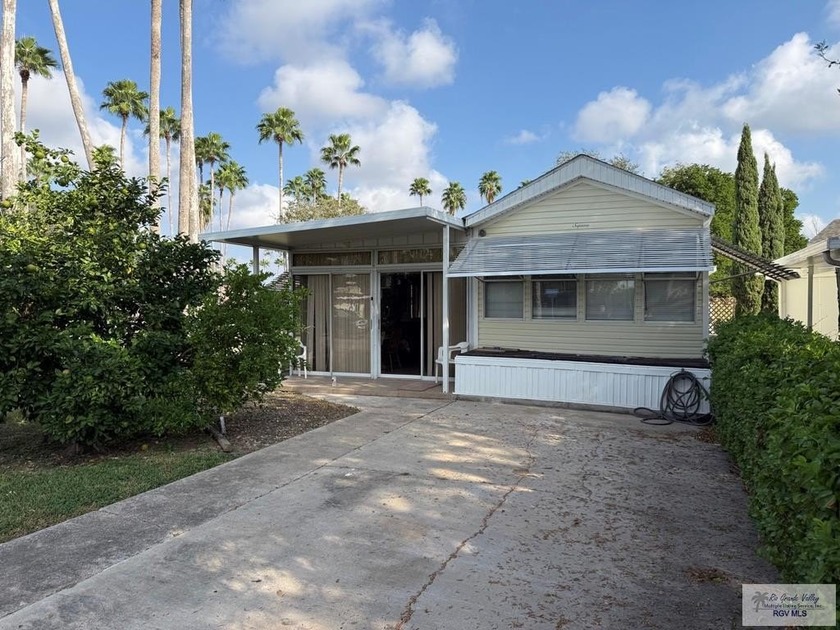 Discover the this park model in the River Bend Resort and Golf - Beach Home for sale in Brownsville, Texas on Beachhouse.com