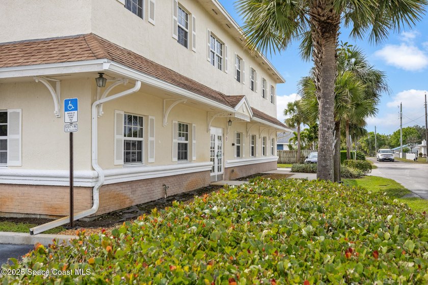The Riverview Professional Offices presents an opportunity to - Beach Office for sale in Palm Bay, Florida on Beachhouse.com