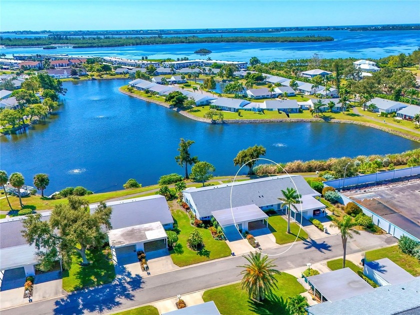 WELCOME TO YOUR NEW WATERFRONT OASIS! This lovely single-level - Beach Condo for sale in Bradenton, Florida on Beachhouse.com