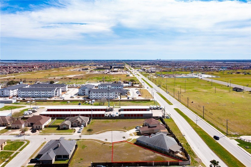 Build your dream home in the gated community of Cimarron Lake - Beach Lot for sale in Corpus Christi, Texas on Beachhouse.com