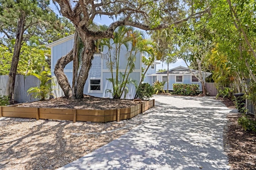 Expansive Coastal Modern Property in a Serene and Peaceful - Beach Home for sale in Sarasota, Florida on Beachhouse.com