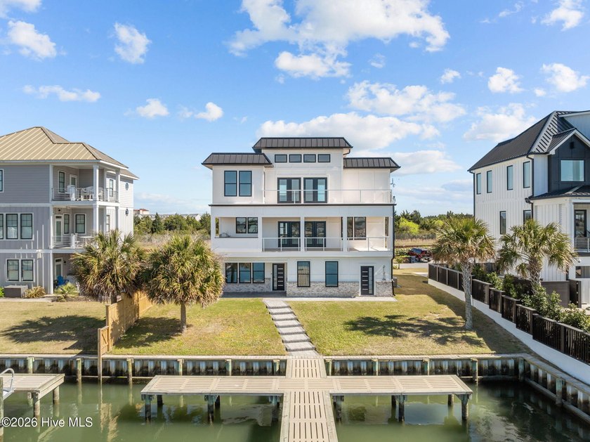 208 Radio Island Road is a custom-built waterfront residence - Beach Home for sale in Morehead City, North Carolina on Beachhouse.com
