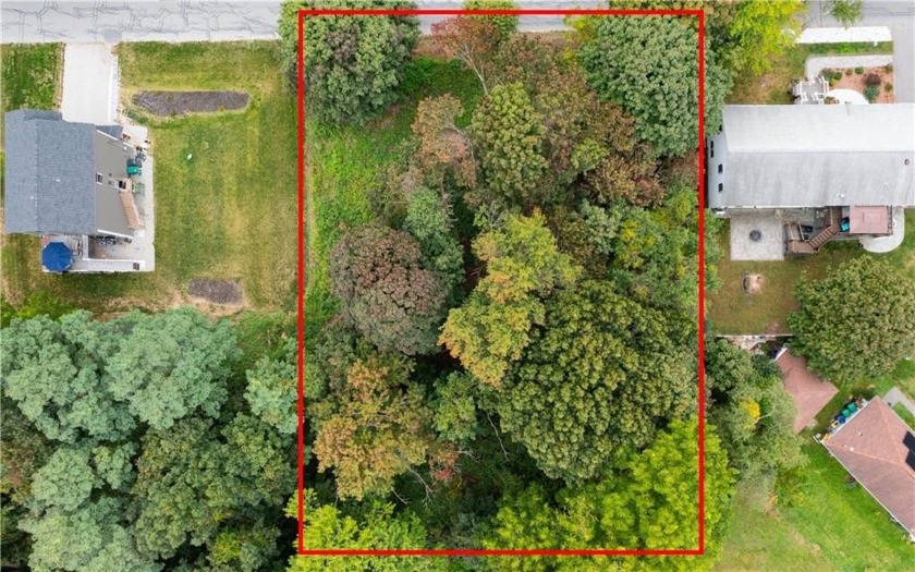 Discover prime vacant land in the heart of Conimicut Village - Beach Lot for sale in Warwick, Rhode Island on Beachhouse.com