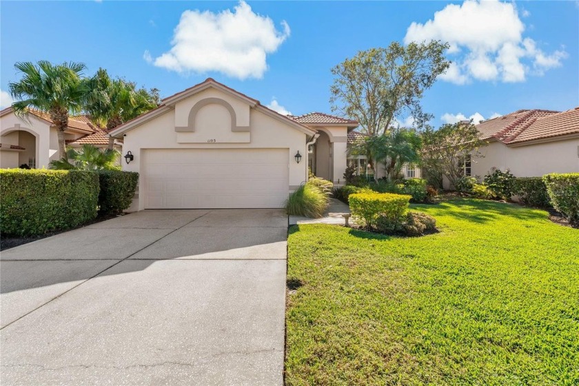 Welcome to Coventry ! This stunning 3-bedroom, 2-bathroom home - Beach Home for sale in Tarpon Springs, Florida on Beachhouse.com