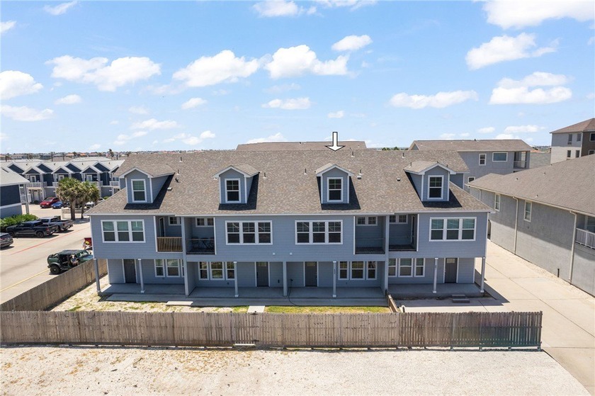 NEW CONSTRUCTION TOWNHOMES! Short-term rentals are fully - Beach Townhome/Townhouse for sale in Corpus Christi, Texas on Beachhouse.com