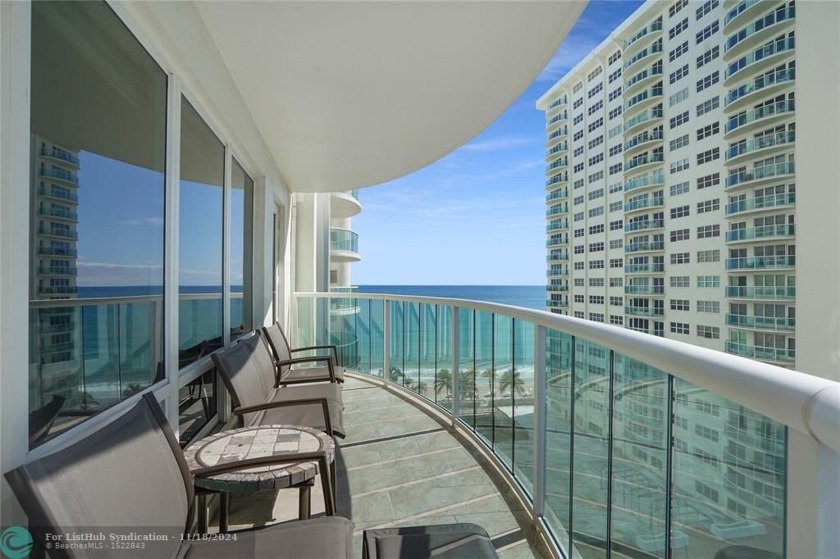 Sunny  bright 2 bedroom 2 bath corner apartment facing south - Beach Condo for sale in Fort Lauderdale, Florida on Beachhouse.com