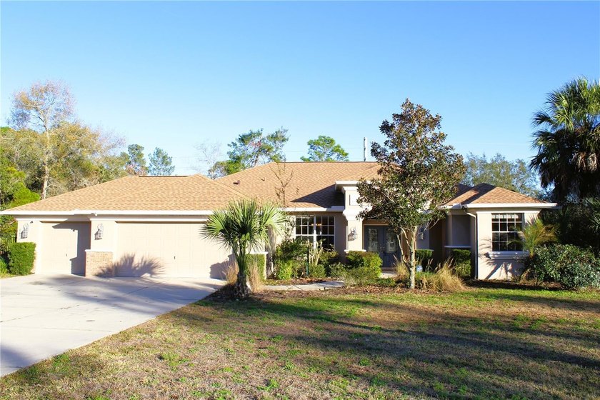 One or more photo(s) has been virtually staged. Set on a fully - Beach Home for sale in Weeki Wachee, Florida on Beachhouse.com