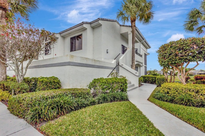 ELEGANT, SMART AND STUNNING DESCRIBES THIS 3 BEDROOM 3 BATH - Beach Condo for sale in Delray Beach, Florida on Beachhouse.com