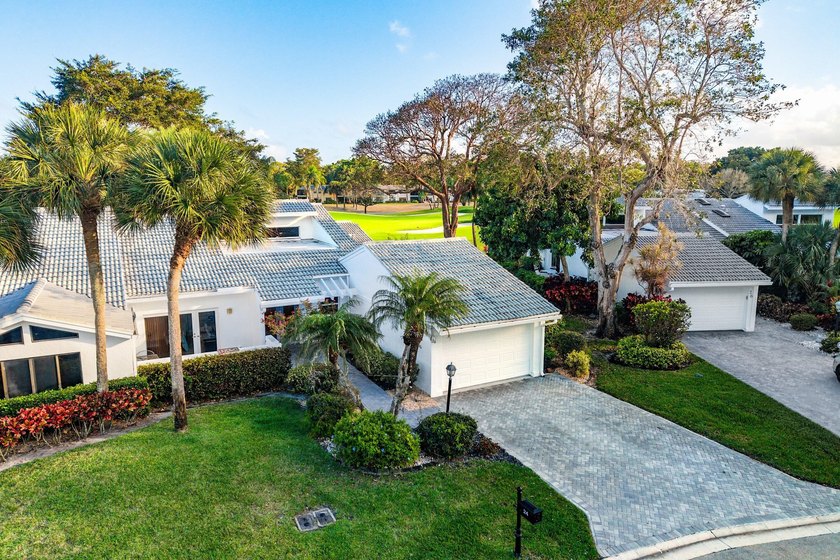 Priced to Sell! This exceptional custom 3-bedroom, 3 bathroom - Beach Home for sale in Boynton Beach, Florida on Beachhouse.com