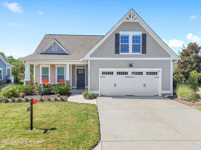 Stunning and quite spacious, 3643 Battery Lane offers easy - Beach Home for sale in Southport, North Carolina on Beachhouse.com