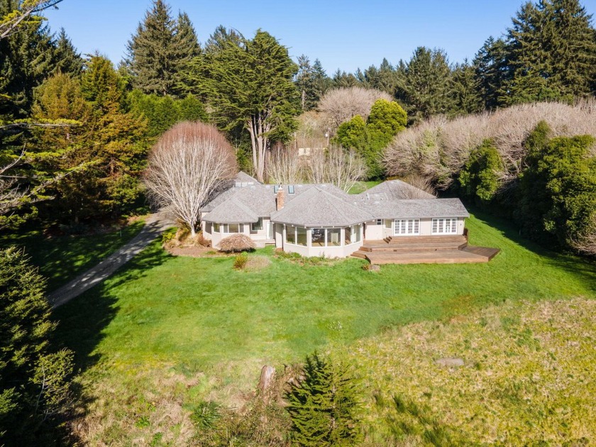 Welcome to 1090 Stagecoach Rd, in Trinidad. Here is your chance - Beach Home for sale in Trinidad, California on Beachhouse.com