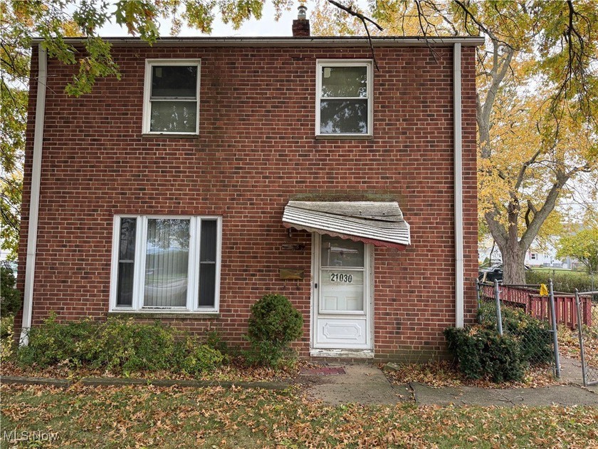Welcome to this inviting 3-bedroom, 1-bath all-brick colonial - Beach Home for sale in Euclid, Ohio on Beachhouse.com