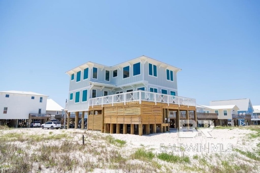 Welcome to Lost Shaker of Salt, your ultimate beachfront retreat - Beach Home for sale in Gulf Shores, Alabama on Beachhouse.com