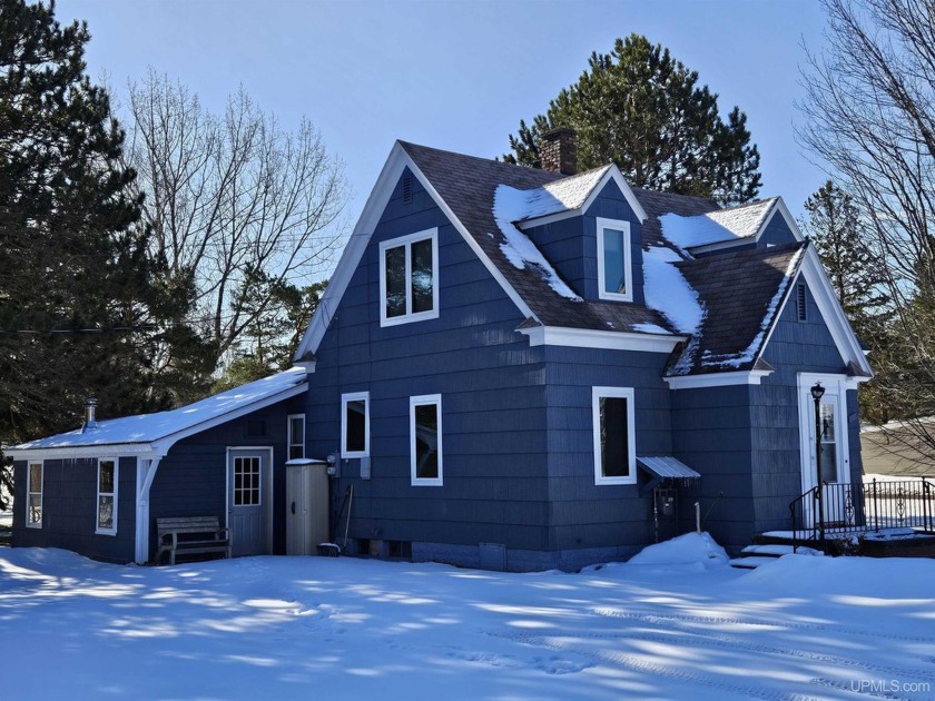 Great location, 3 bedroom, 2 full bath, 1.5 story home on a - Beach Home for sale in Ontonagon, Michigan on Beachhouse.com