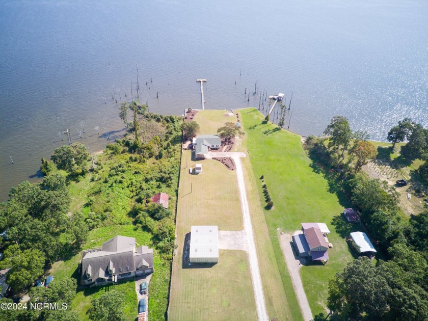 With over 150 feet of waterfront along the Albemarle Sound, this - Beach Home for sale in Hertford, North Carolina on Beachhouse.com