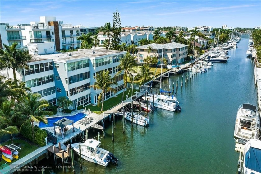 This Gorgeous waterfront condo located in a boutique building on - Beach Condo for sale in Fort Lauderdale, Florida on Beachhouse.com