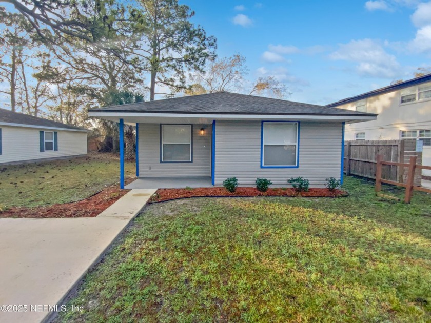 Fantastic home in sought after location!  Discover a bright - Beach Home for sale in Atlantic Beach, Florida on Beachhouse.com